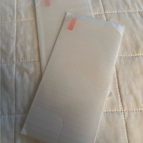 Set of 3 iPhone 12 Phone Cases & Screen Covers - Picture 6 of 6